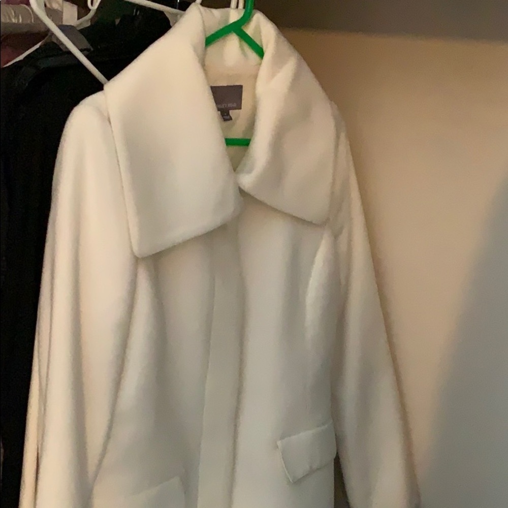 White spring trench coat